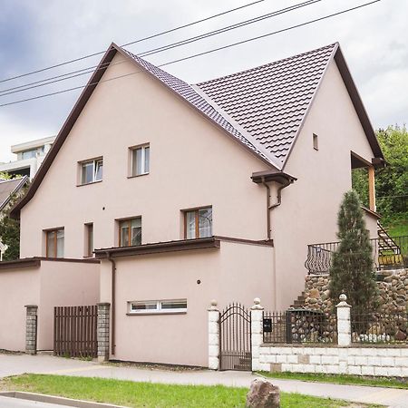Groundfloor Apartment On The Green Hill Kaunas Exterior foto